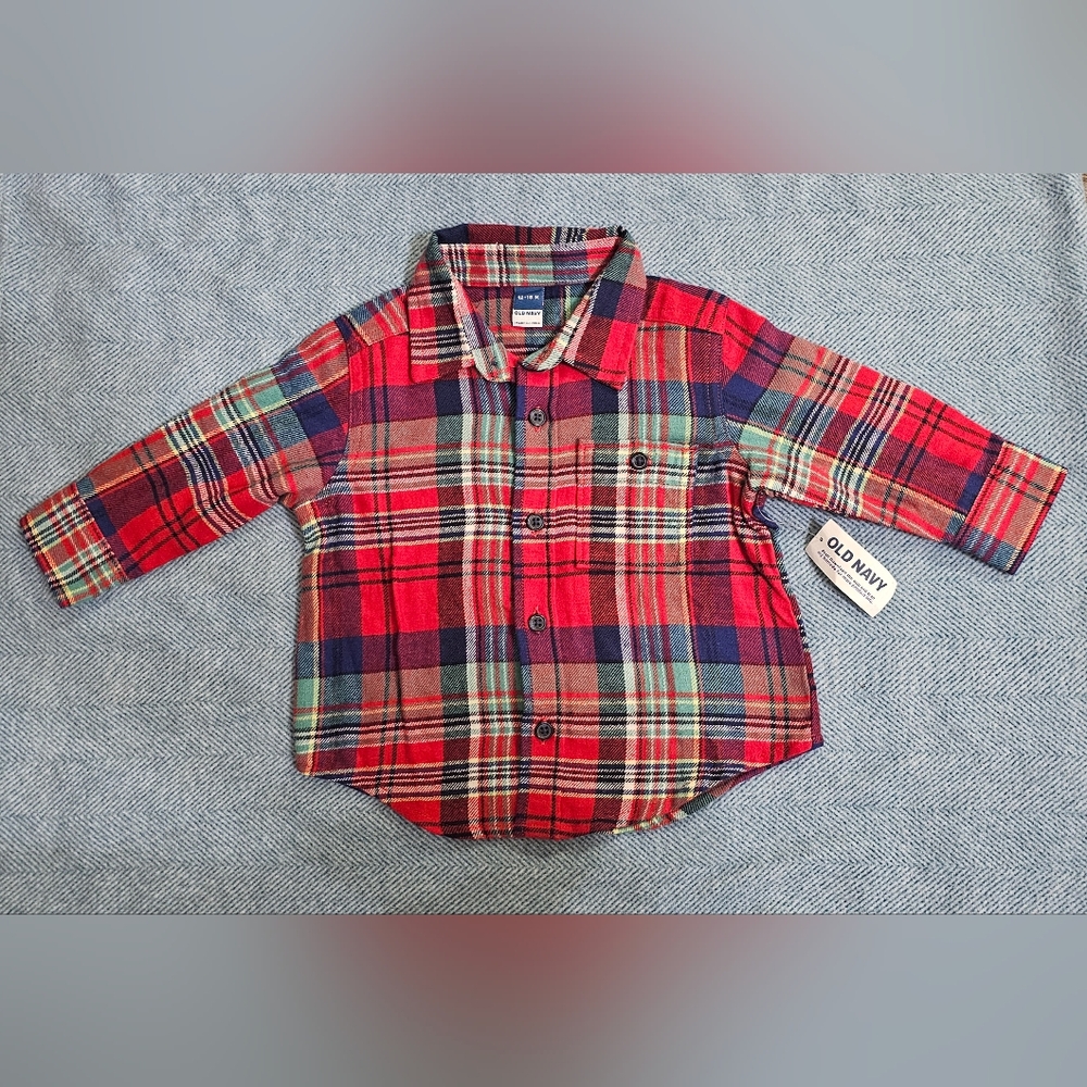 NWT Cozy Long-Sleeve Plaid Pocket Shirt for Toddler Boys 12-18 months